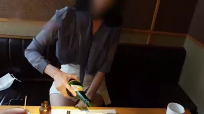 还对自己老公说：你是不是就喜欢看我被别